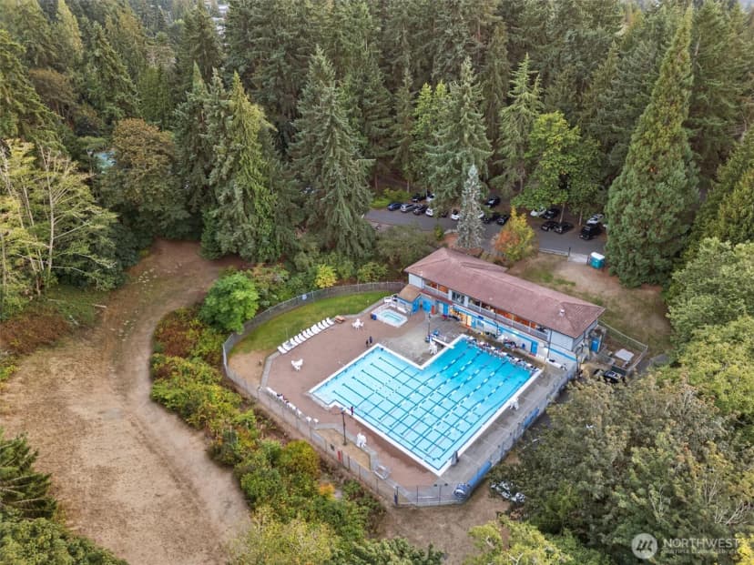 Property photo for 21324 93rd Place Sw, Edmonds photo 39