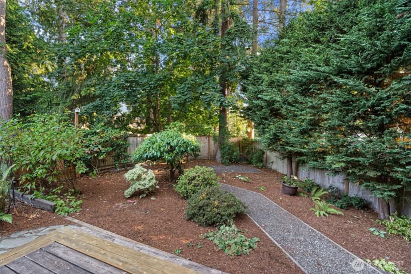 Property photo for 21324 93rd Place Sw, Edmonds photo 31