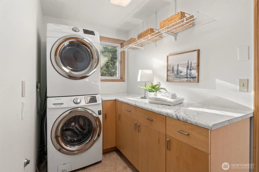 Property photo for 21324 93rd Place Sw, Edmonds photo 16