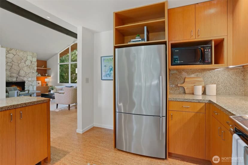 Property photo for 8751 29th Avenue Nw, Seattle photo 10