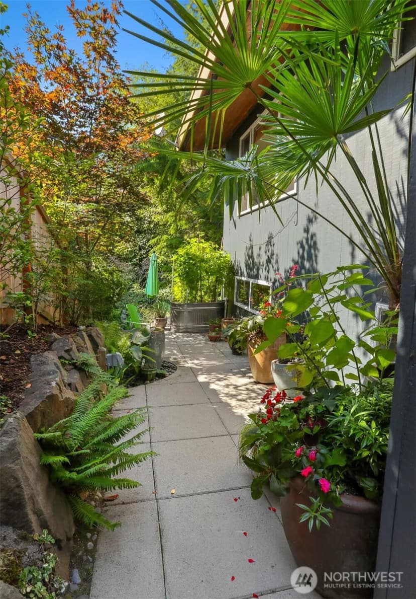 Property photo for 8751 29th Avenue Nw, Seattle photo 30