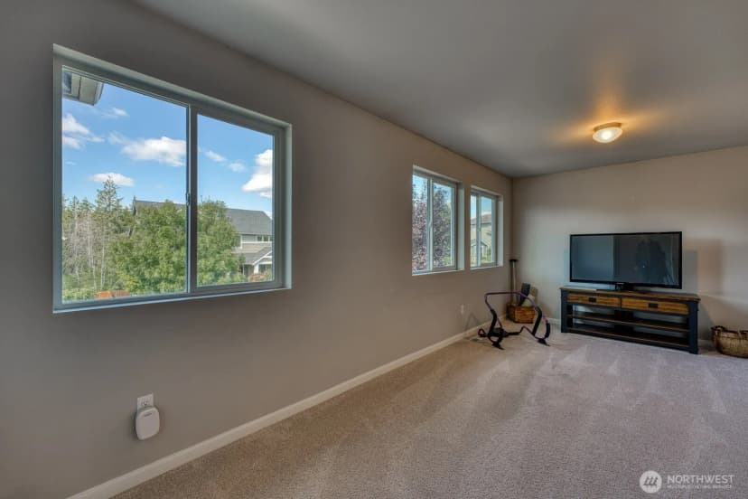 Property photo for 10549 Sentinel Drive, Gig Harbor photo 24