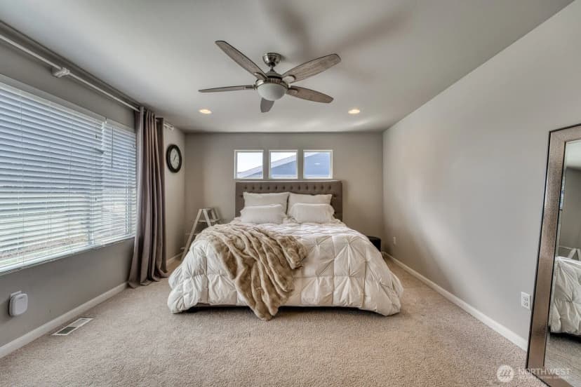 Property photo for 10549 Sentinel Drive, Gig Harbor photo 18