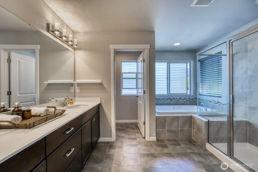 Property photo for 10549 Sentinel Drive, Gig Harbor photo 19
