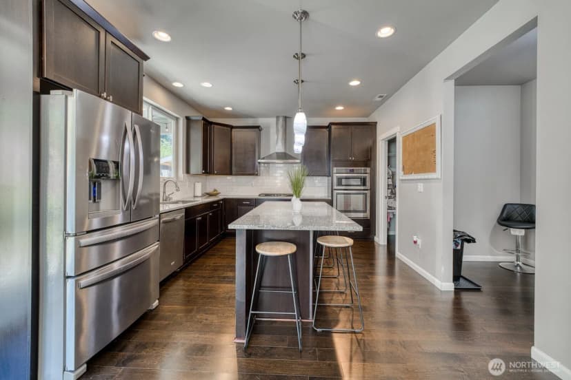 Property photo for 10549 Sentinel Drive, Gig Harbor photo 9