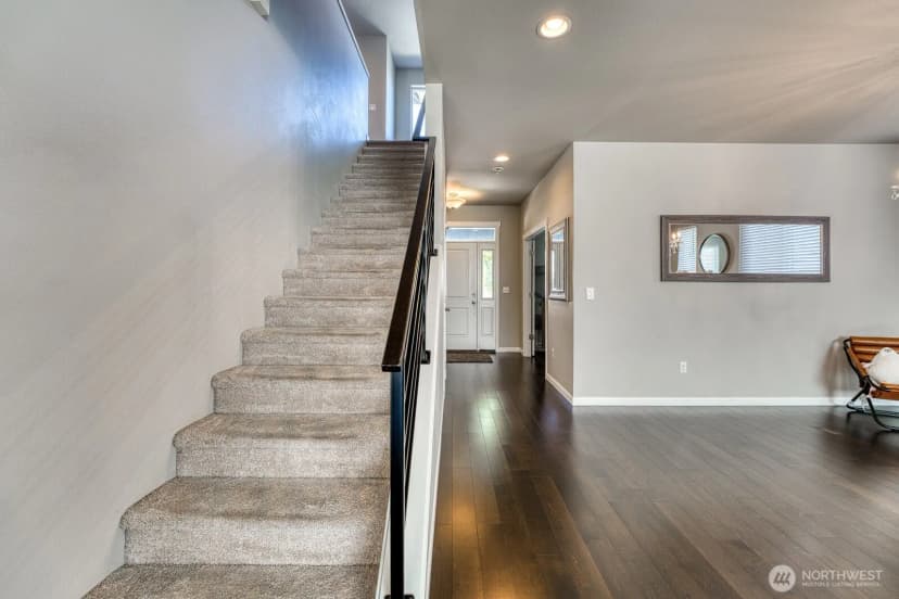 Property photo for 10549 Sentinel Drive, Gig Harbor photo 7