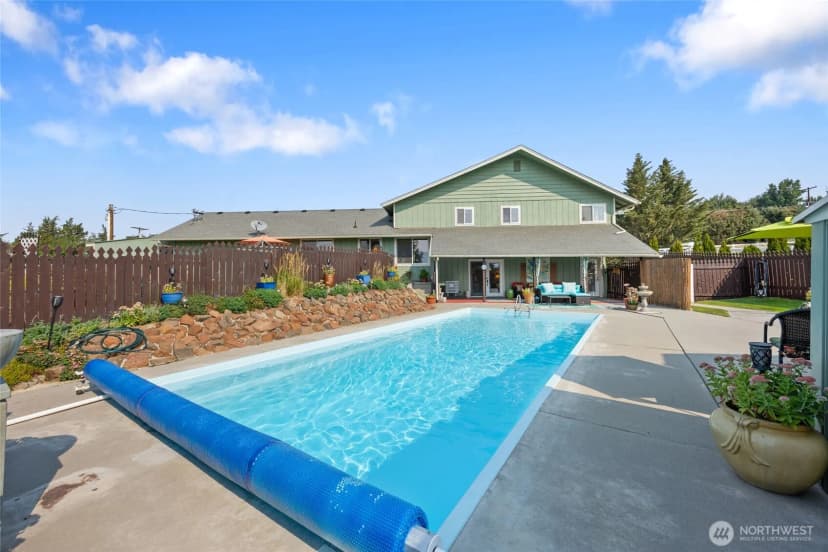 Property photo for 2716 8th Street Ne, East Wenatchee photo 29
