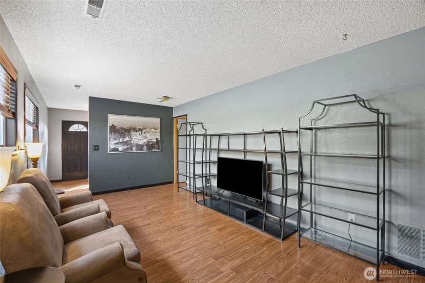 Property photo for 2716 8th Street Ne, East Wenatchee photo 23