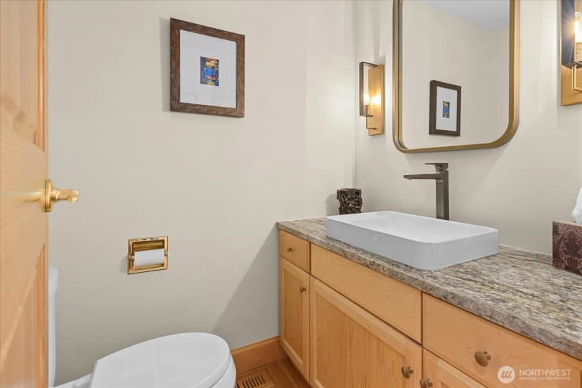 Property photo for 1540 151st Pl, Mill Creek photo 16