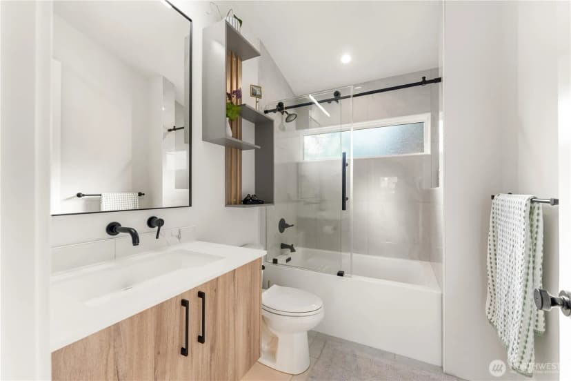 Property photo for 509 N 78th Street, Seattle photo 30