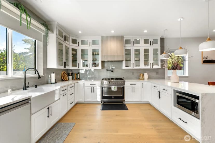 Property photo for 509 N 78th Street, Seattle photo 12