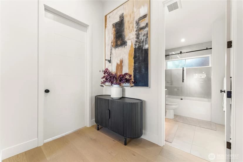 Property photo for 509 N 78th Street, Seattle photo 15