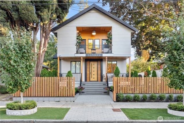 Property photo for 509 N 78th Street, Seattle