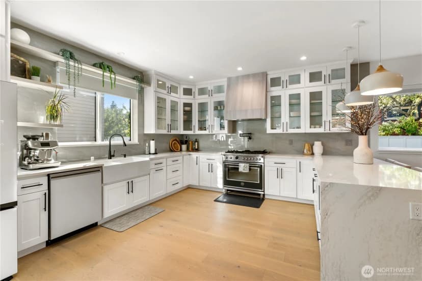 Property photo for 509 N 78th Street, Seattle photo 11