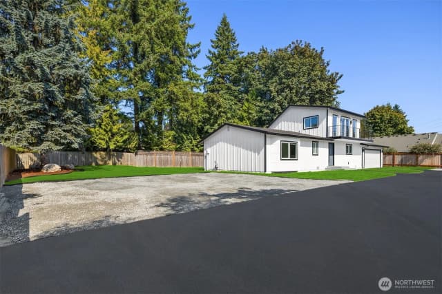 Property photo for 22841 32nd Avenue W, Brier photo 4