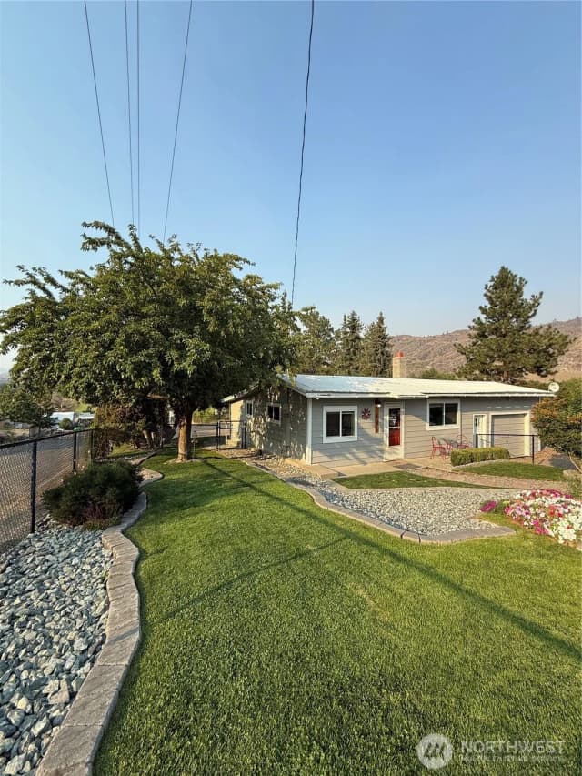 Property photo for 210 1st. Street, Riverside photo 2