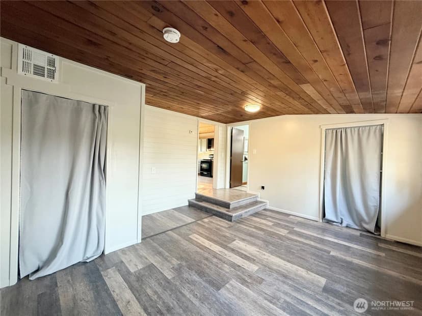 Property photo for 210 1st. Street, Riverside photo 12