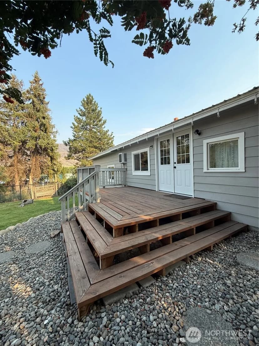 Property photo for 210 1st. Street, Riverside photo 4