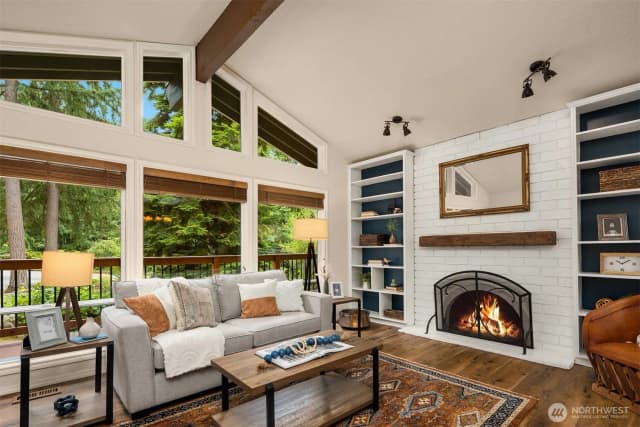 Property photo for 21810 Ne 156th Street, Woodinville photo 4
