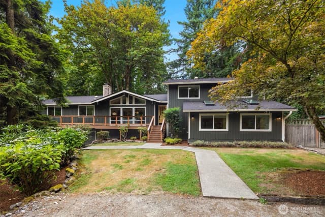 Property photo for 21810 Ne 156th Street, Woodinville photo 2