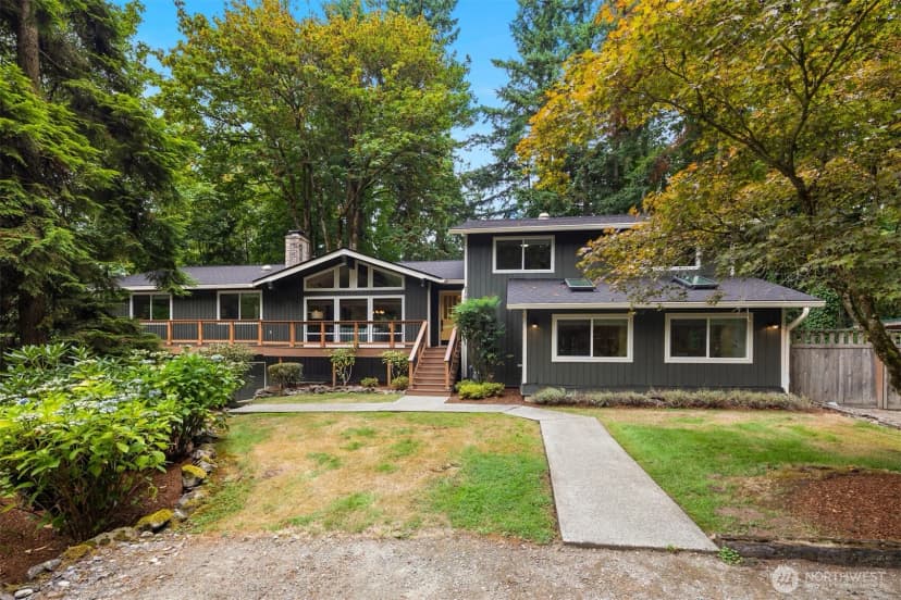 Property photo for 21810 Ne 156th Street, Woodinville photo 2