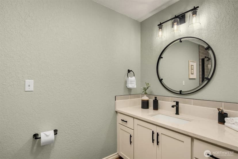 Property photo for 21810 Ne 156th Street, Woodinville photo 21