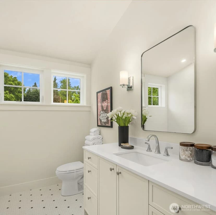 Property photo for 2224 Ne 125th Street, Seattle photo 20
