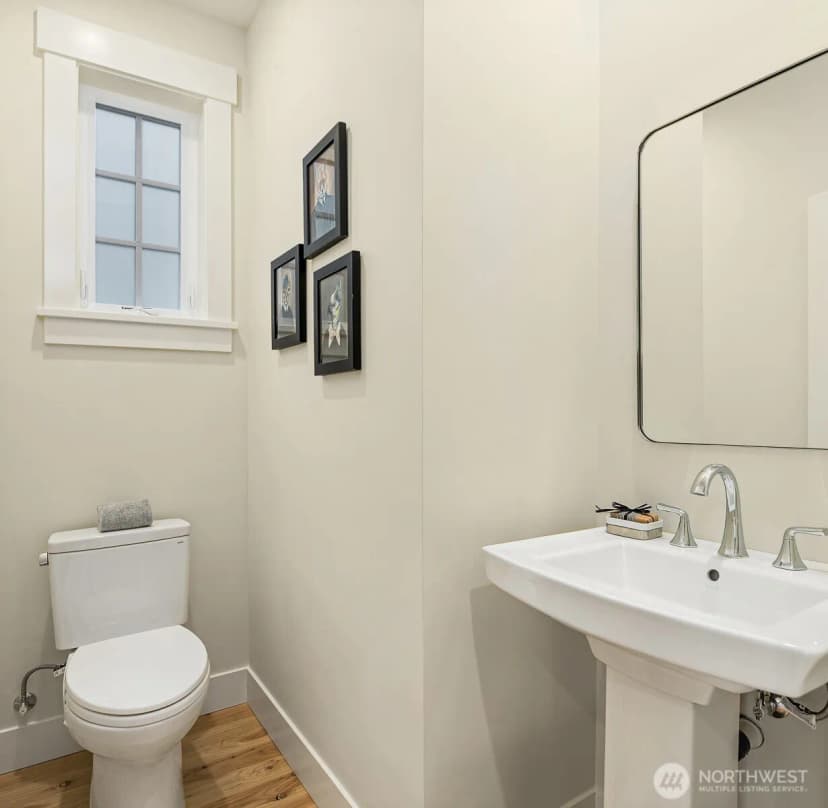 Property photo for 2224 Ne 125th Street, Seattle photo 14
