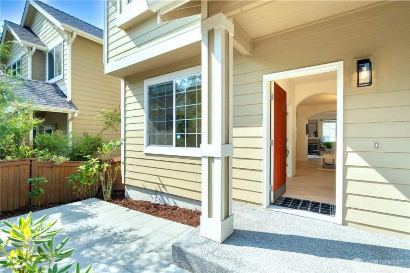 Property photo for 24038 40th Avenue Se, Bothell photo 3
