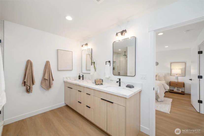 Property photo for 11256 Evanston Avenue N, Seattle photo 16