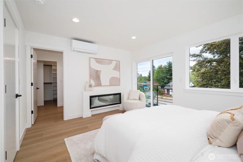 Property photo for 11256 Evanston Avenue N, Seattle photo 15