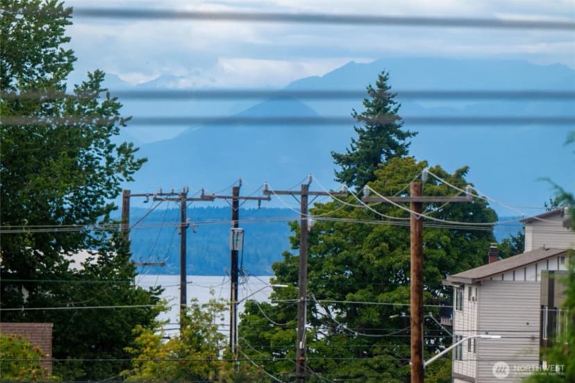 Property photo for 11256 Evanston Avenue N, Seattle photo 40