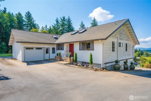 Property photo for 1709 Ne Chelsea Lane, Bremerton photo 3