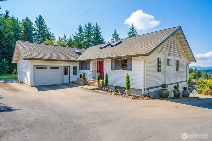 Property photo for 1709 Ne Chelsea Lane, Bremerton photo 3