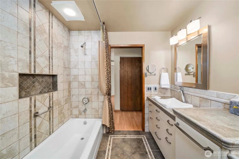 Property photo for 1709 Ne Chelsea Lane, Bremerton photo 22