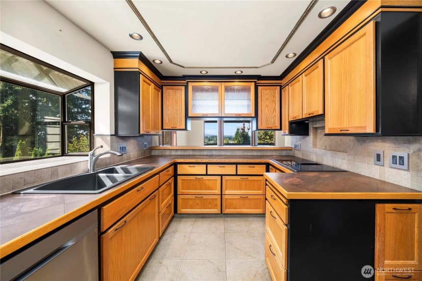 Property photo for 1709 Ne Chelsea Lane, Bremerton photo 11