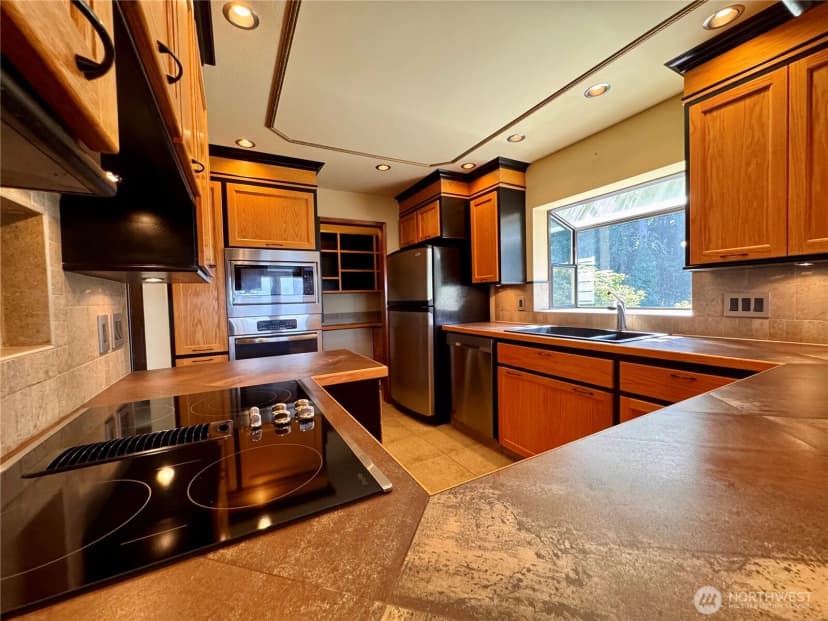 Property photo for 1709 Ne Chelsea Lane, Bremerton photo 15
