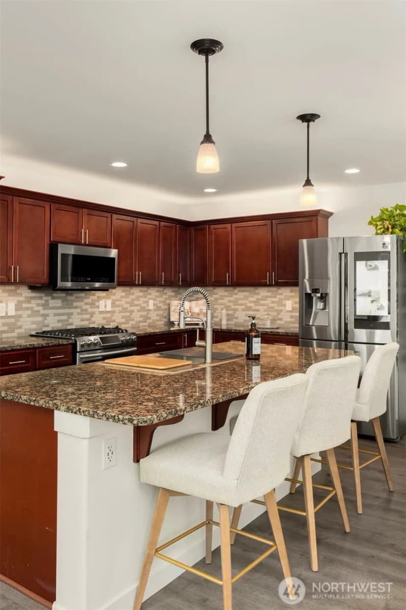 Property photo for 2432 192nd Place Sw, Lynnwood photo 14