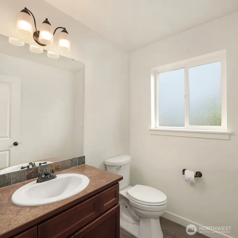 Property photo for 2432 192nd Place Sw, Lynnwood photo 35