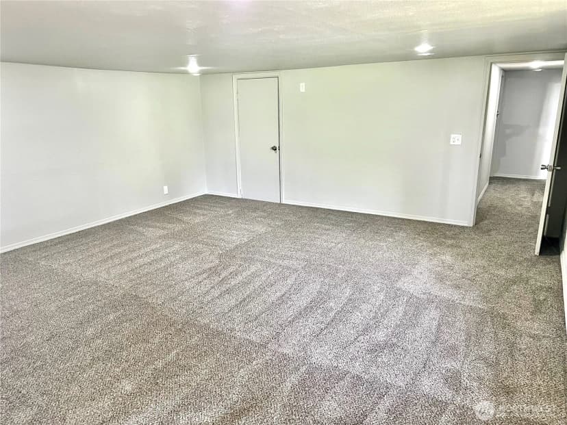 Property photo for 3503 S 272nd Street #b, Kent photo 19