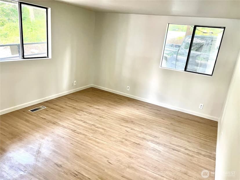 Property photo for 3503 S 272nd Street #b, Kent photo 7