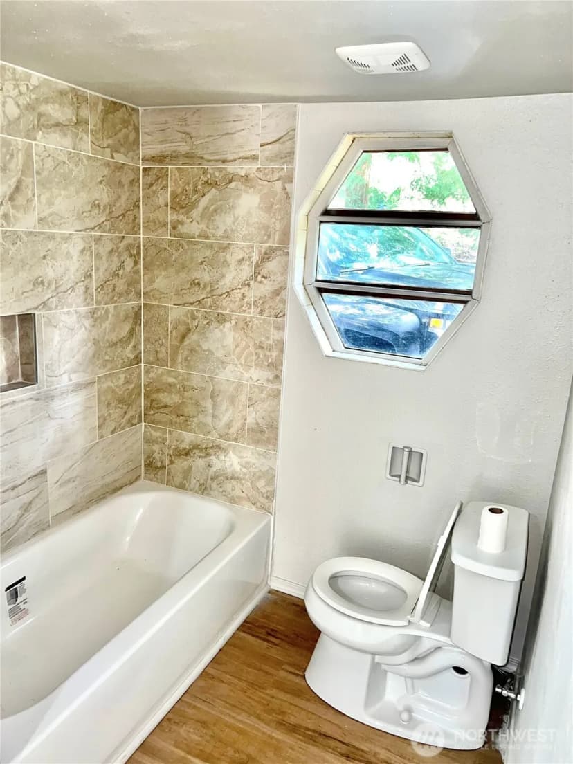 Property photo for 3503 S 272nd Street #b, Kent photo 17