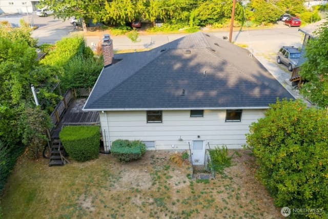 Property photo for 10522 41st Place Ne, Seattle photo 4