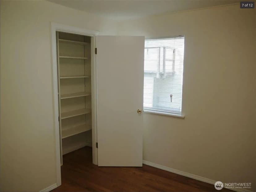 Property photo for 10522 41st Place Ne, Seattle photo 13