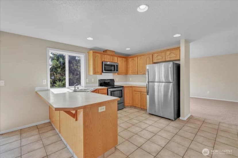 Property photo for 7105 33rd Avenue Ne, Lacey photo 9