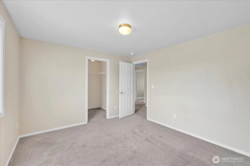 Property photo for 7105 33rd Avenue Ne, Lacey photo 16