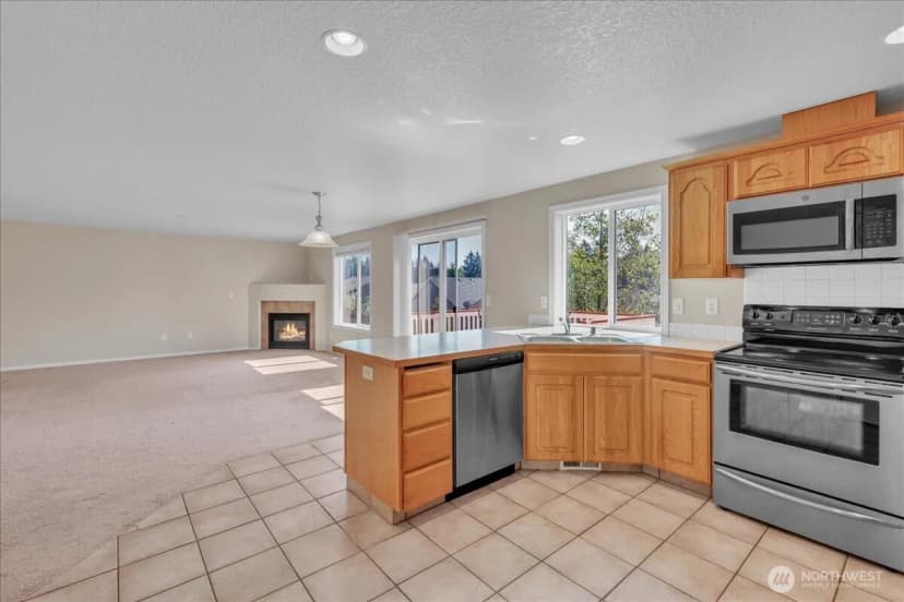 Property photo for 7105 33rd Avenue Ne, Lacey photo 8
