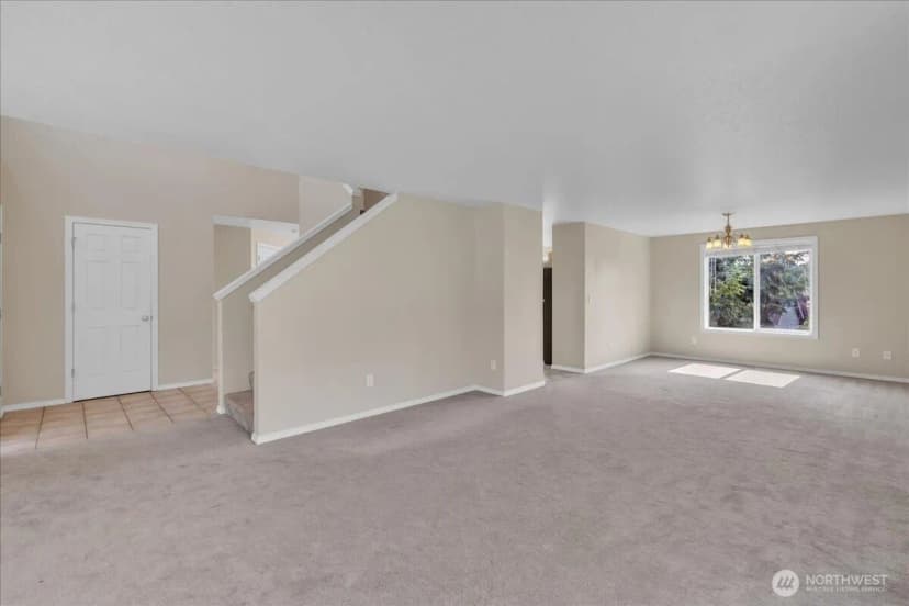 Property photo for 7105 33rd Avenue Ne, Lacey photo 4