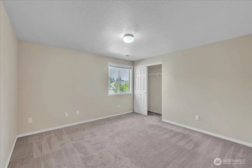 Property photo for 7105 33rd Avenue Ne, Lacey photo 18