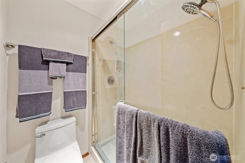 Property photo for 27325 10th Place S, Des Moines photo 17